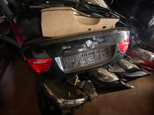 BMW E90 Boot